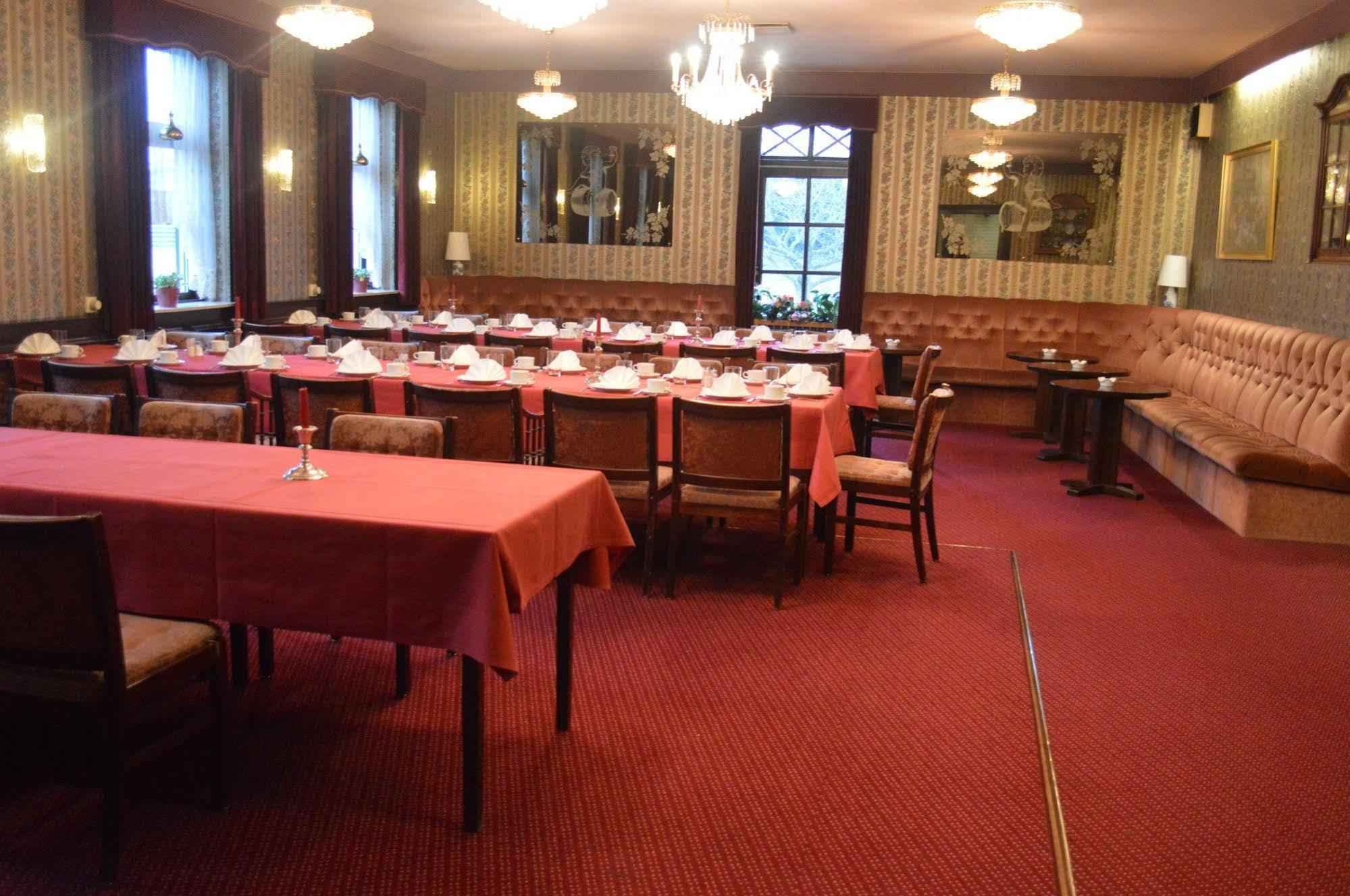 Hotel Naesbylund Kro オーデンセ エクステリア 写真