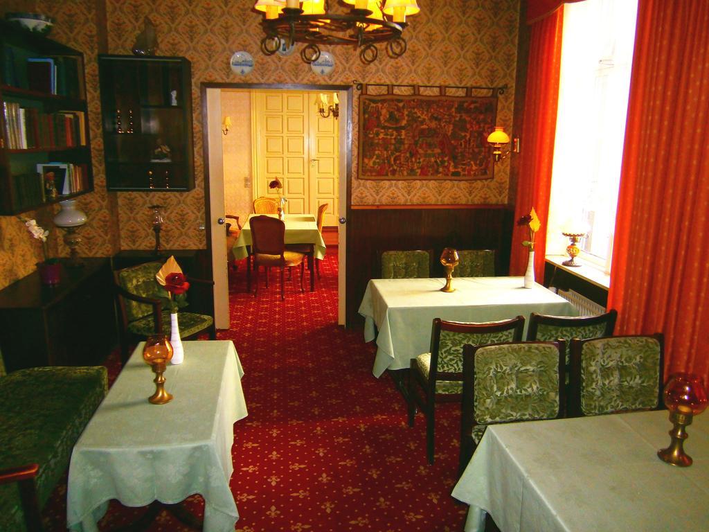 Hotel Naesbylund Kro オーデンセ エクステリア 写真